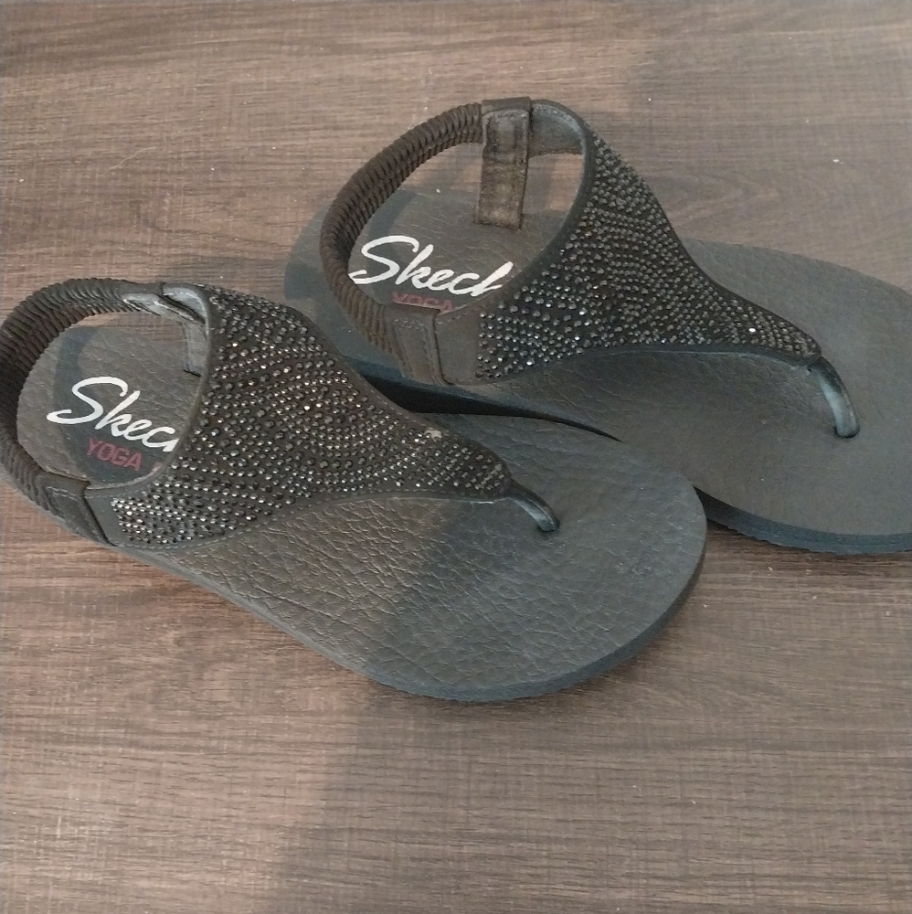 Womans/kids Sketcher sandels